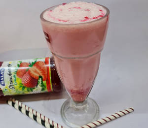 Strawberry Lassi