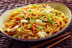 Veg Hakka Noodles