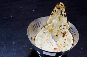Butter Naan (1 Pc)