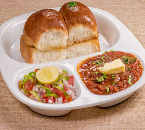 Butter Pav Bhaji
