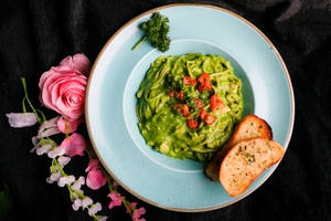 Chi-Spaghetti-Al Pesto
