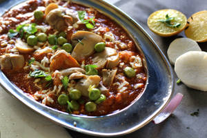 Mushroom Mattar