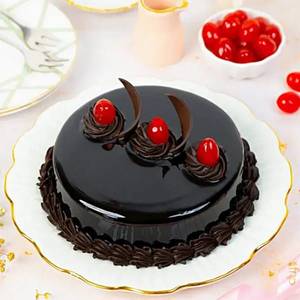 Eggless Chocolate Fantacy Cake [450 Grams]