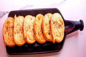 Garlic Bread With Cheese