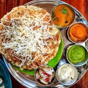 CHEESE UTHAPPAM 