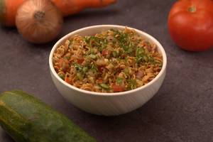 Wai Wai Chaat (street Style)
