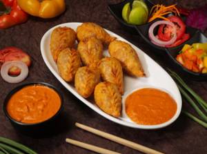 Chicken Cheese  Fried Momos