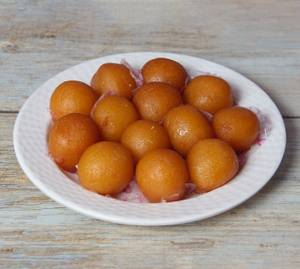 Gulab jamun