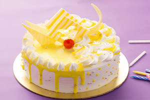 Pinapple Cake 1/2 Kg