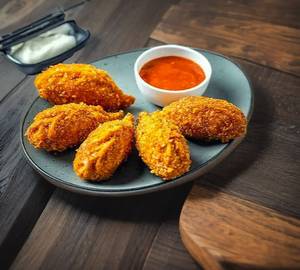 Veg Kurkure Chicken Momo (10 Pcs)