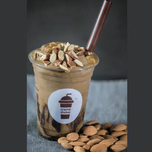 Almond Choco Feast Thickshake    