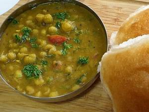Patal Bhaaji (watana)