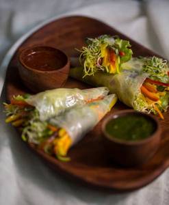 Vietnamese Chilled Salad Rolls