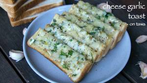 Veg cheese garlic bread