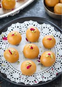 Besan Ladoo 500 Gms Box