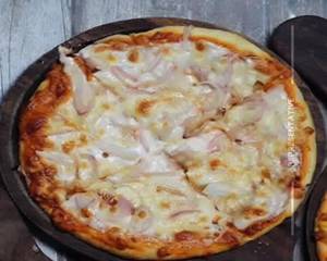 Onion Pizza [Medium]