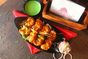 Mutton Tandoori Achari Momos