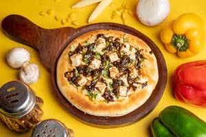 10" Medium Paneer Chilli Pizza