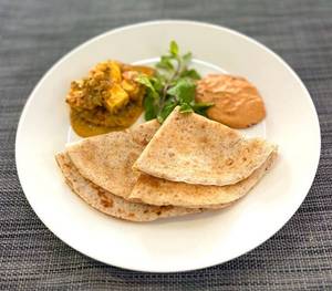 Paneer Curry Mini Meal With Multigrain Dosa Served With Palli Chutney