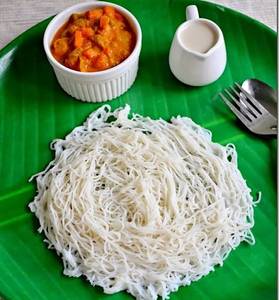 Idiyappam (3 Pcs) With Gravy