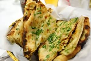 Cheese Garlic Naan
