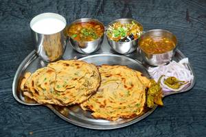 Chur-chur Naan Platter