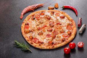 Fresh Tomato Pizza
