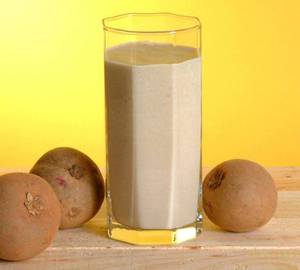 Chikku with banana (750ml)