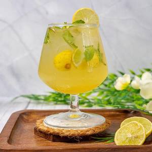 Passion Fruit Peach Ice Tea [300 Ml]