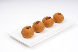 Besan Laddu