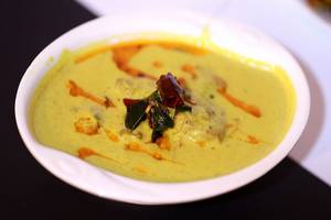 Tharavadu Chicken Curry