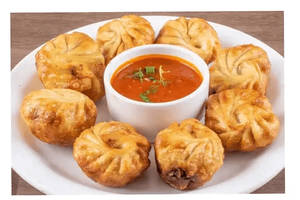 Fried Momos ( 6 Pcs )