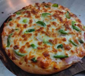 Small Spicy Veg Pizza (For 1)