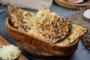 Chicken Keema Kulcha