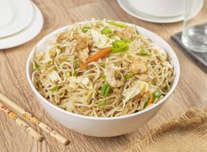 Egg  Hakka Noodles
