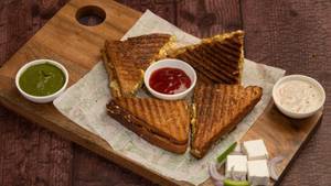 Paneer Bhurji Griller Sandwich