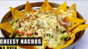 Nachos With Vegetable And Cheese