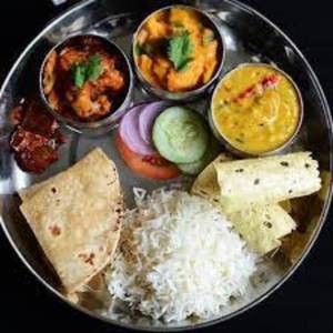 Apna special veg thali