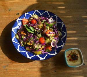 Lebanese Fattoush Salad With Hummus