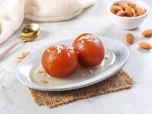 Gulab Jamun (2 Pcs).