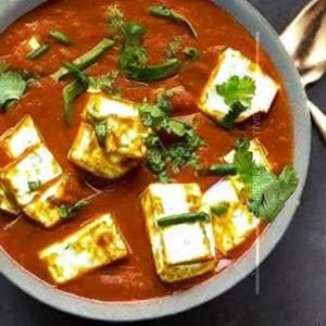 Cottage Cheese Paneer In Choice Of Sauce Gravy