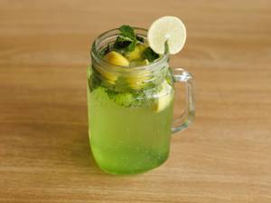 Litchi Mojito