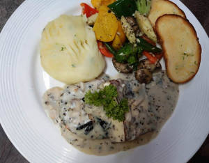 Cottage Cheese Steak With Mushroom Ragout