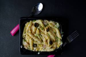 White Sauce Pasta