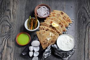 Butter Pyaj Paratha With  Lassi(sweet/ Salted/ Boondi Raita)