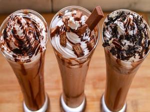 Black Currant Milk Shake
