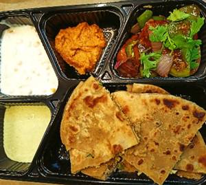 Chicken Keema Paratha With Chilly Chicken