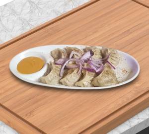 Veg steam momos