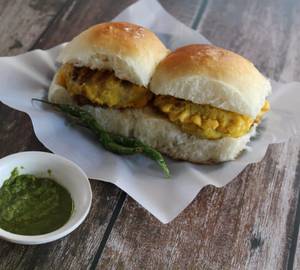 Wada Pav (1 Pc)