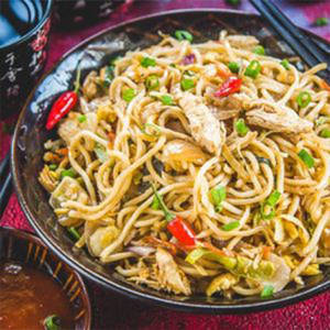 Chicken Hakka Noodles  
